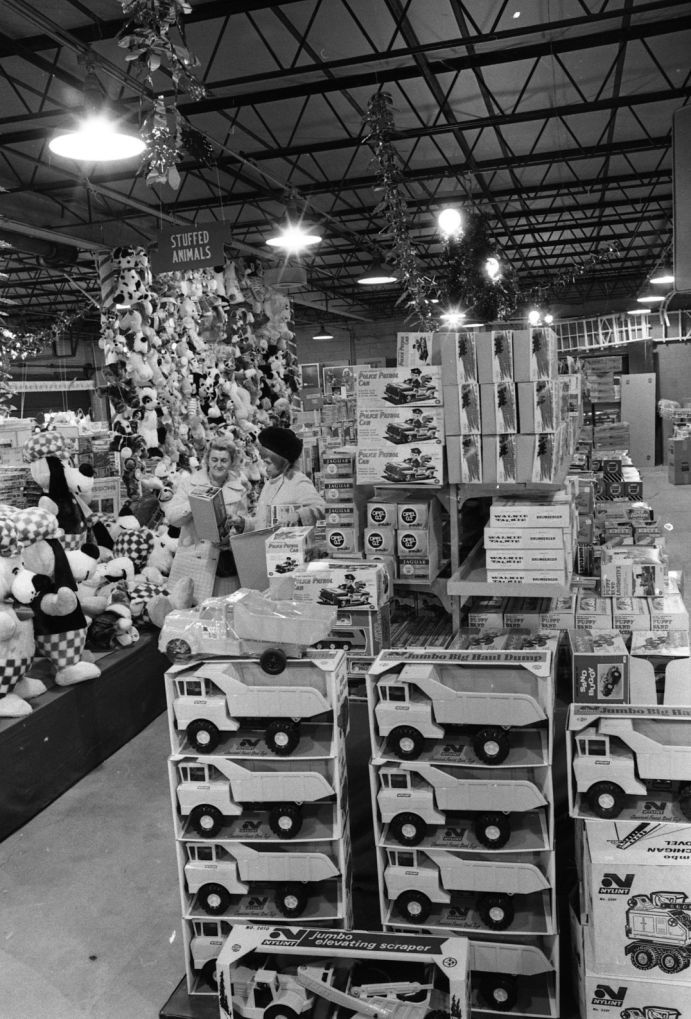 Goldblatt's, December 1972